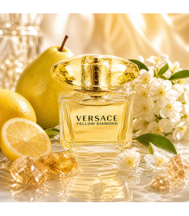 Versace Yellow Diamond Eau De Toilette